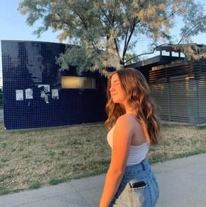 Meet your Posher, Alexandra